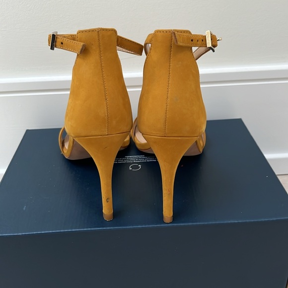 Sandals, mustard color, great with jeans!  Barely used. - Picture 3 of 3